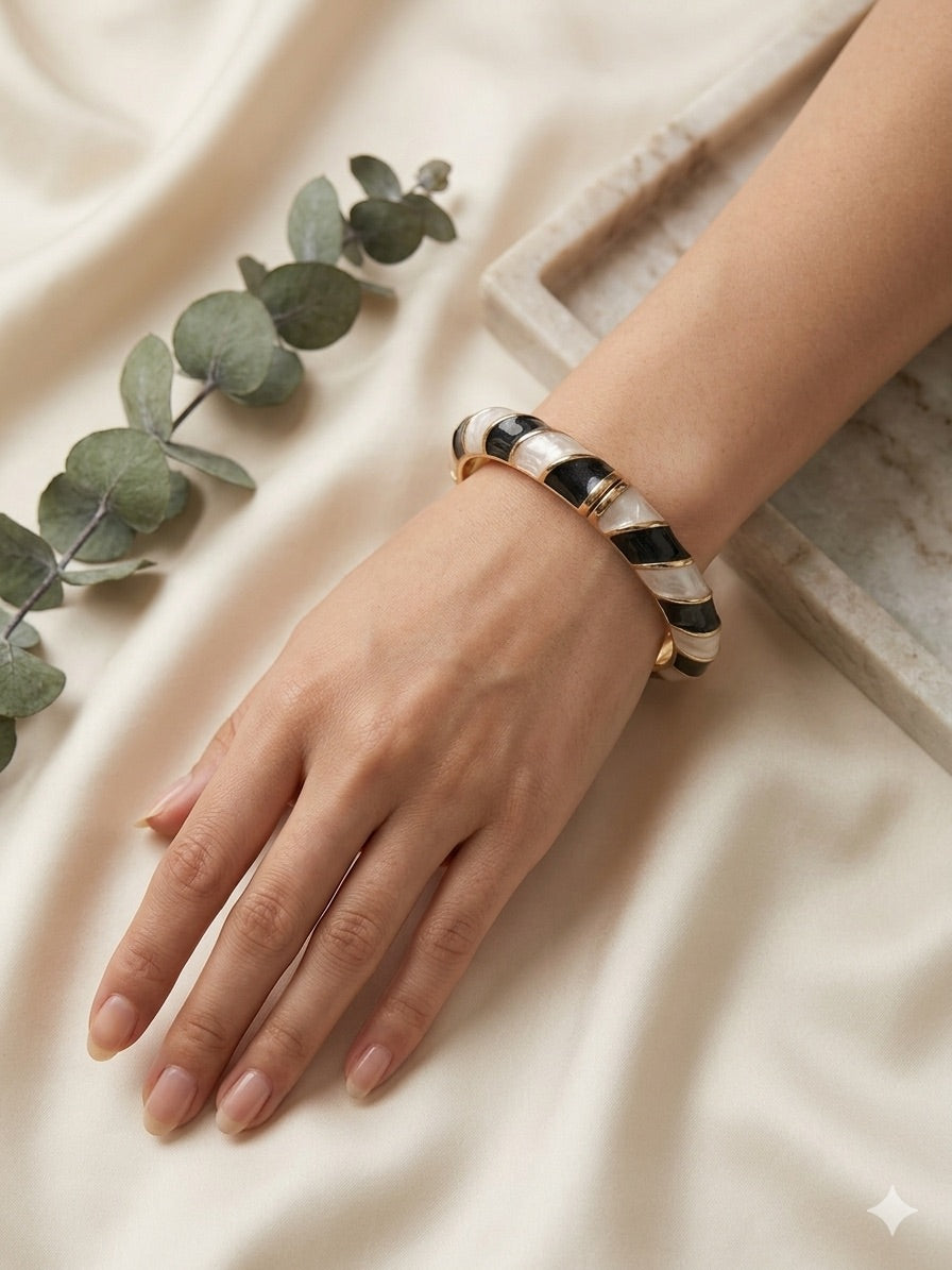 Wristwear