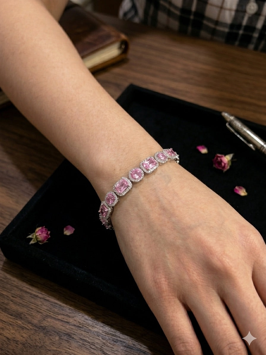 Wristwear