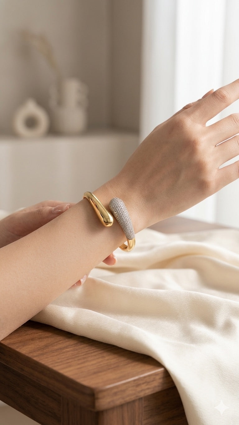 Wristwear